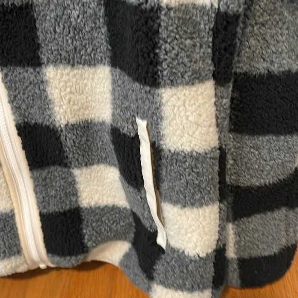 EUC Columbia Fleece Jacket - small - Picture 4 of 10